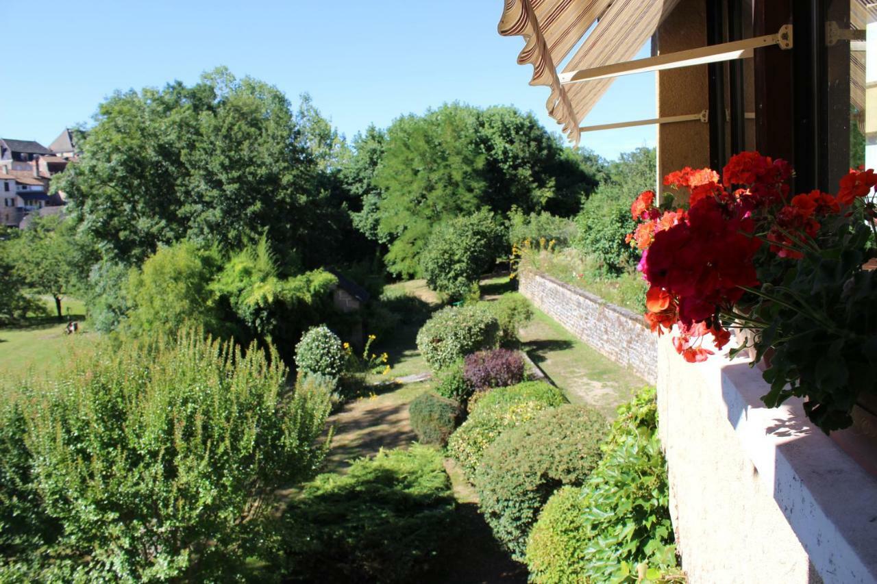 Bergerie Du Chateau - Lacapelle Marival Экстерьер фото